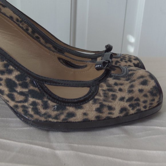 New Stuart Weitzman Leopard Print Peep Toe Pumps sz 8 - Picture 8 of 15